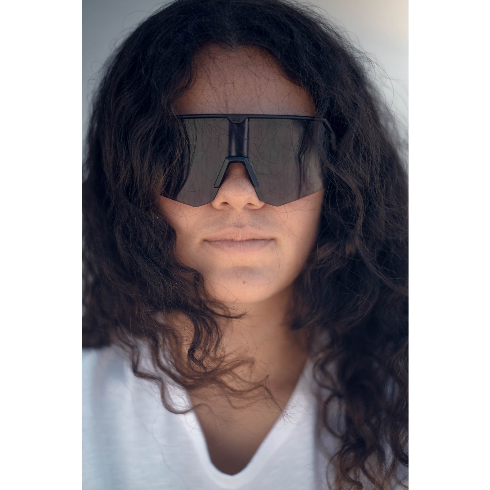 Model wearing tripoint 001 treriksroset sunglasses